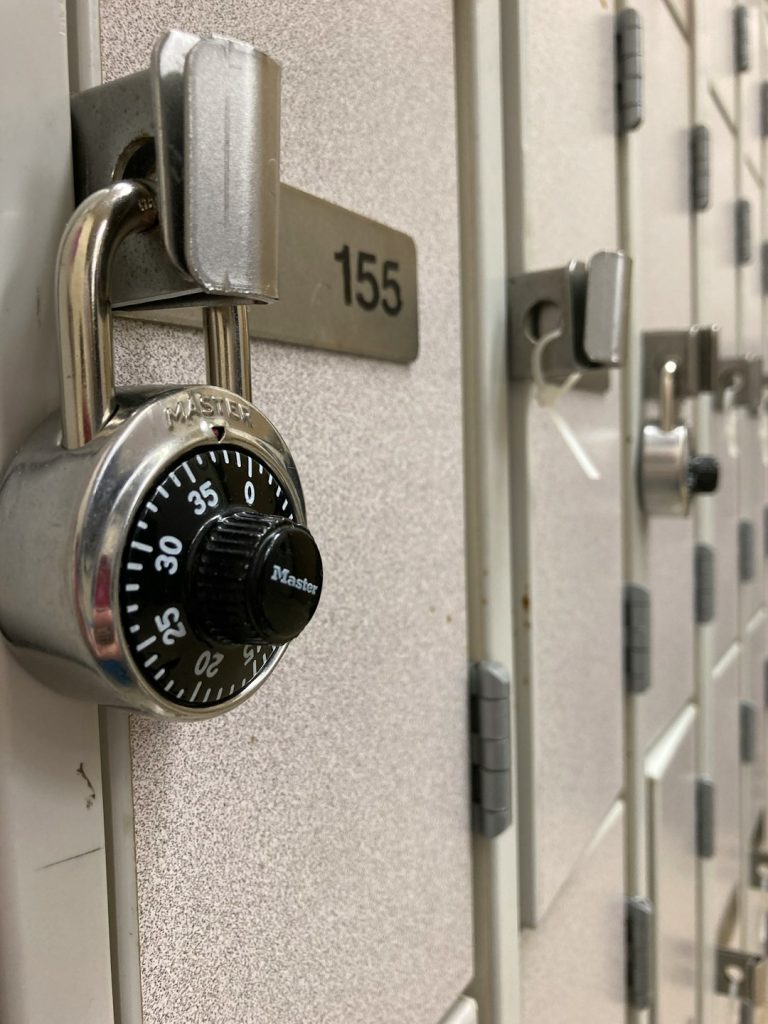 a-bunch-of-lockers-with-a-combination-lock-on-them-ysqz9kiaucu